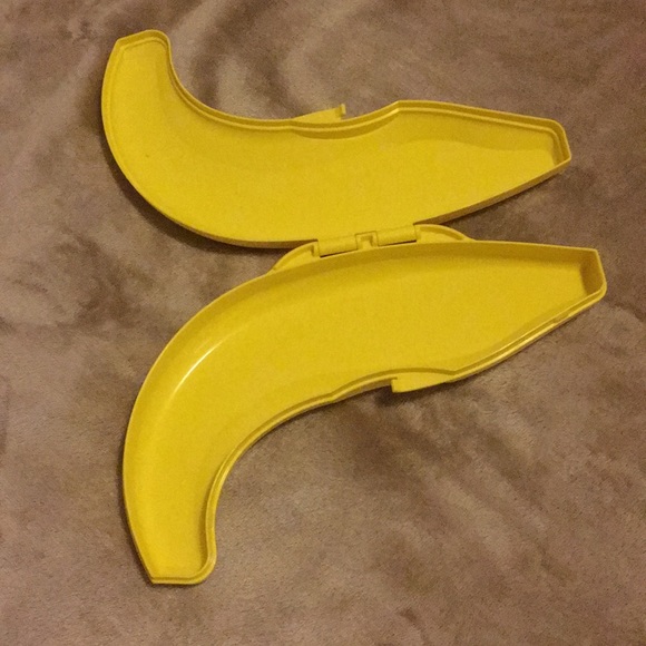 Tupperware Banana, Onion and Muffin holder - Picture 7 of 7